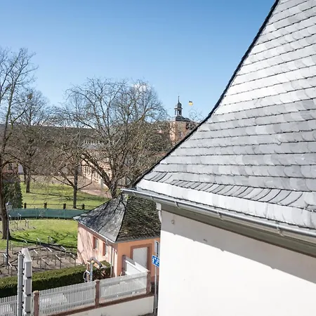 Gaestehaus Am Schloss Otel