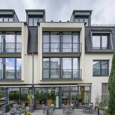 Gaestehaus Am Schloss Otel