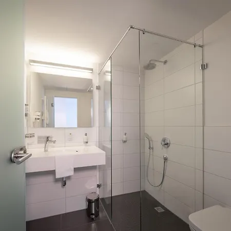 Hotel Gaestehaus Am Schloss 3*
