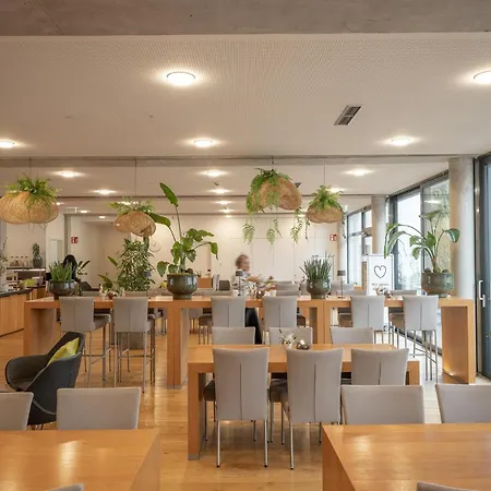 Gaestehaus Am Schloss Otel