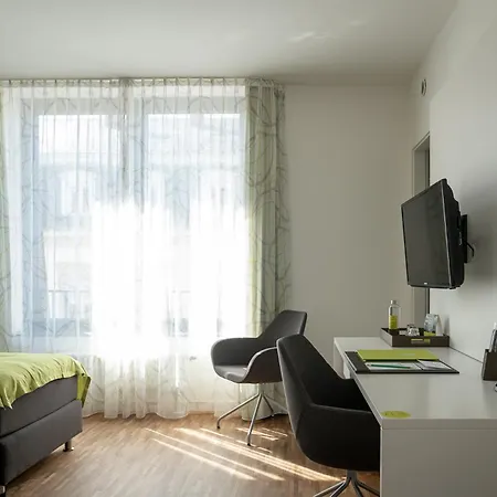 Gaestehaus Am Schloss Hotel 3*