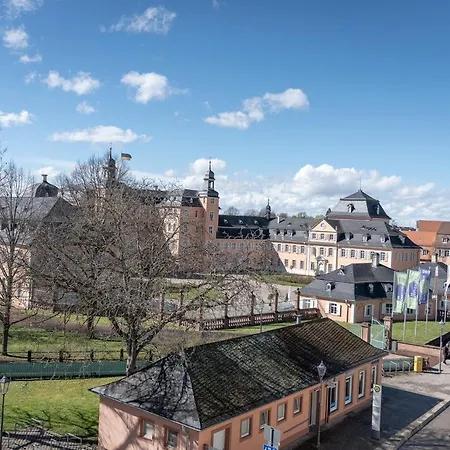 Gaestehaus Am Schloss Otel Schwetzingen