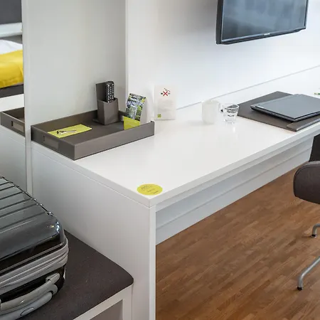 מלון Gaestehaus Am Schloss