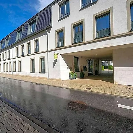 Отель Gaestehaus Am Schloss Шветцинген