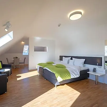 Gaestehaus Am Schloss Отель 3*