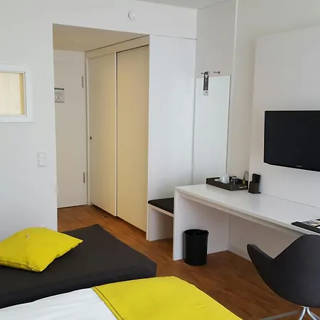 Gaestehaus Am Schloss מלון שווצינגן