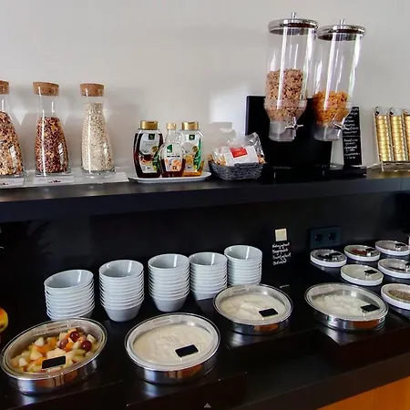 Hotel Gaestehaus Am Schloss 3*