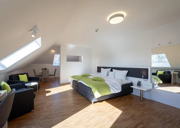 Gaestehaus Am Schloss Ξενοδοχείο 3*